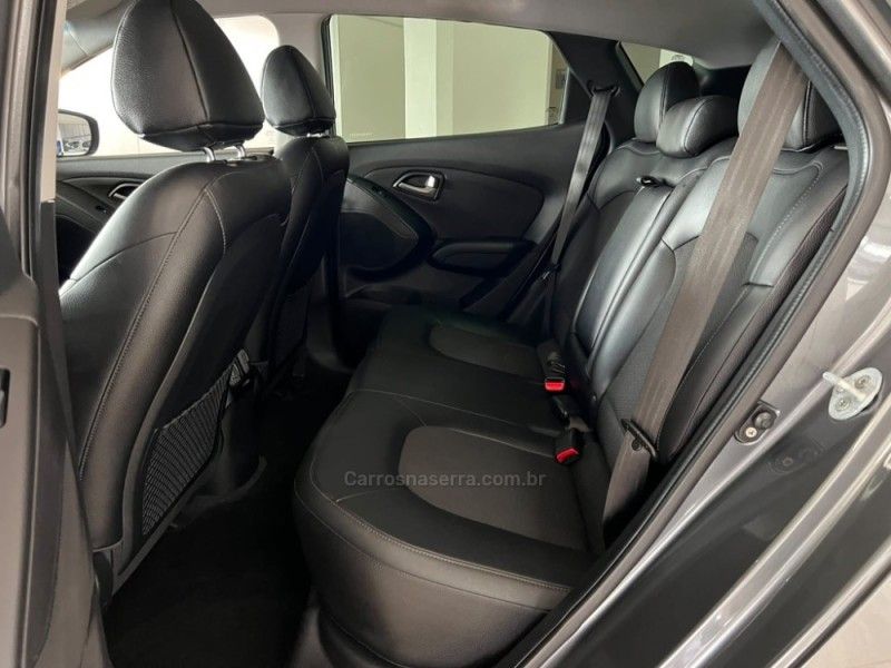 HYUNDAI IX35 2.0 GL 4X2 16V 2019/2020 CIMIRRO AUTOMÓVEIS TAQUARA / Carros no Vale HYUNDAI IX35 2.0 GL 4X2 16V 2019/2020 CIMIRRO AUTOMÓVEIS TAQUARA / Carros no Vale