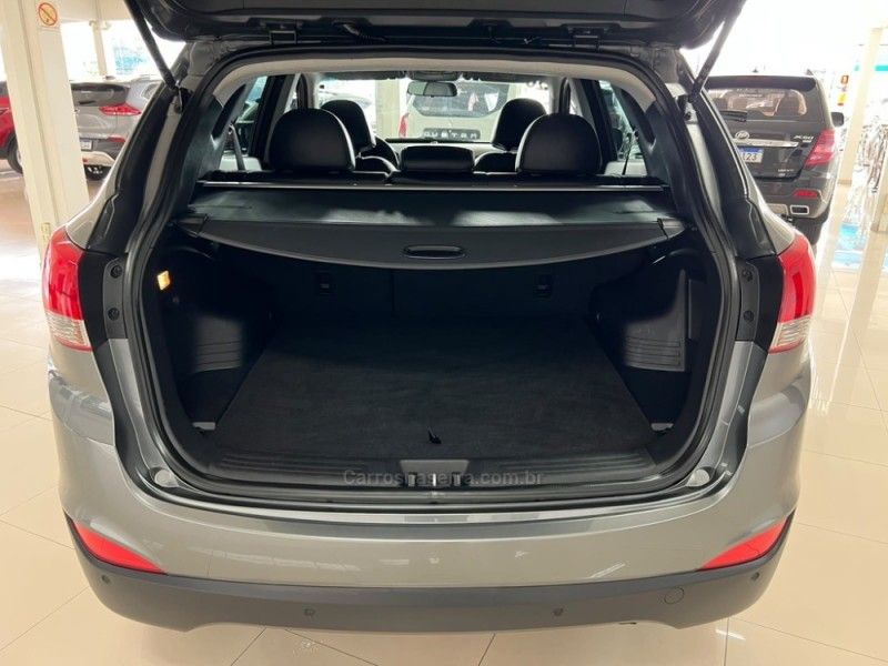 HYUNDAI IX35 2.0 GL 4X2 16V 2019/2020 CIMIRRO AUTOMÓVEIS TAQUARA / Carros no Vale HYUNDAI IX35 2.0 GL 4X2 16V 2019/2020 CIMIRRO AUTOMÓVEIS TAQUARA / Carros no Vale
