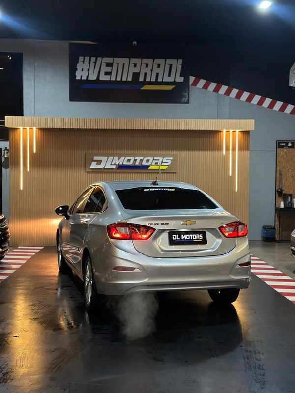 Chevrolet Chev Cruze Lt Nb 2018/2018 DL MOTORS LAJEADO / Carros no Vale Chevrolet Chev Cruze Lt Nb 2018/2018 DL MOTORS LAJEADO / Carros no Vale