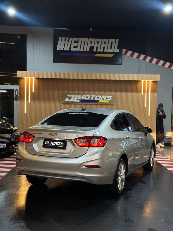 Chevrolet Chev Cruze Lt Nb 2018/2018 DL MOTORS LAJEADO / Carros no Vale Chevrolet Chev Cruze Lt Nb 2018/2018 DL MOTORS LAJEADO / Carros no Vale
