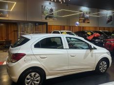 Chevrolet Onix 10 Joye 2016/2017 DL MOTORS LAJEADO / Carros no Vale