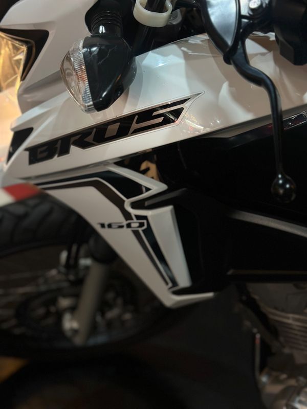 Honda Motos Nxr 160 Bros Esdd 2022/2022 DL MOTORS LAJEADO / Carros no Vale