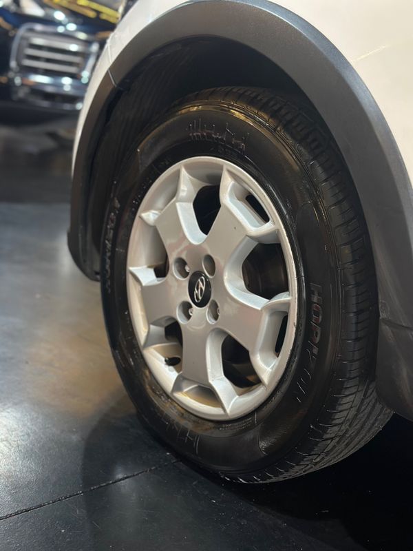 Hyundai Hb20x 1.6a Style 2015/2014 DL MOTORS LAJEADO / Carros no Vale