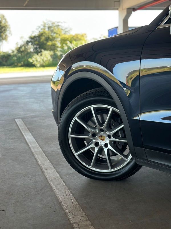 Porsche Cayenne V6 2018/2019 DL MOTORS LAJEADO / Carros no Vale Porsche Cayenne V6 2018/2019 DL MOTORS LAJEADO / Carros no Vale