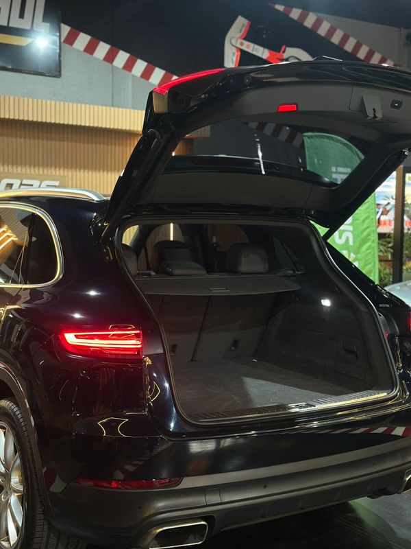 Porsche Cayenne V6 2018/2019 DL MOTORS LAJEADO / Carros no Vale Porsche Cayenne V6 2018/2019 DL MOTORS LAJEADO / Carros no Vale