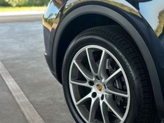 Porsche Cayenne V6 2018/2019 DL MOTORS LAJEADO / Carros no Vale