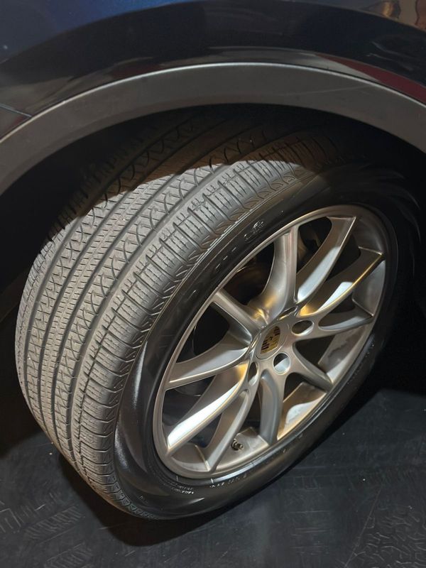 Porsche Cayenne V6 2018/2019 DL MOTORS LAJEADO / Carros no Vale Porsche Cayenne V6 2018/2019 DL MOTORS LAJEADO / Carros no Vale