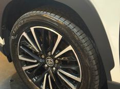 Toyota Ccross Xrx Hybrid 2024/2025 DL MOTORS LAJEADO / Carros no Vale
