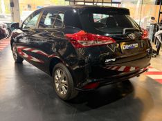 Toyota Yaris Ha Pls15cnt 2021/2022 DL MOTORS LAJEADO / Carros no Vale