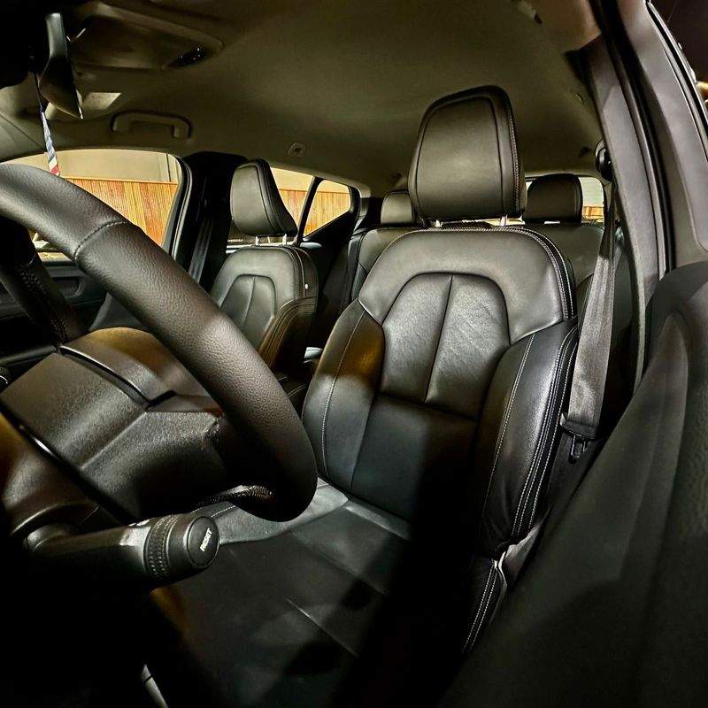 Volvo Xc40 T4 2019/2020 DL MOTORS LAJEADO / Carros no Vale Volvo Xc40 T4 2019/2020 DL MOTORS LAJEADO / Carros no Vale