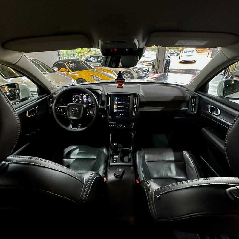 Volvo Xc40 T4 2019/2020 DL MOTORS LAJEADO / Carros no Vale Volvo Xc40 T4 2019/2020 DL MOTORS LAJEADO / Carros no Vale