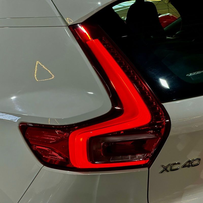 Volvo Xc40 T4 2019/2020 DL MOTORS LAJEADO / Carros no Vale Volvo Xc40 T4 2019/2020 DL MOTORS LAJEADO / Carros no Vale