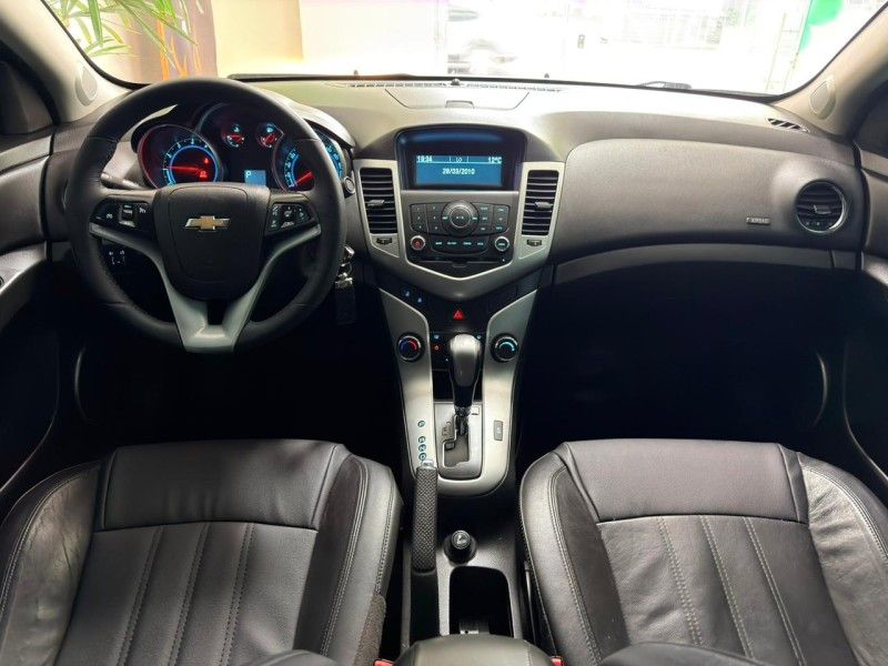 CHEVROLET CRUZE 1.8 LT 16V 2011/2012 ANDRIGO VEÍCULOS CAXIAS DO SUL / Carros no Vale CHEVROLET CRUZE 1.8 LT 16V 2011/2012 ANDRIGO VEÍCULOS CAXIAS DO SUL / Carros no Vale