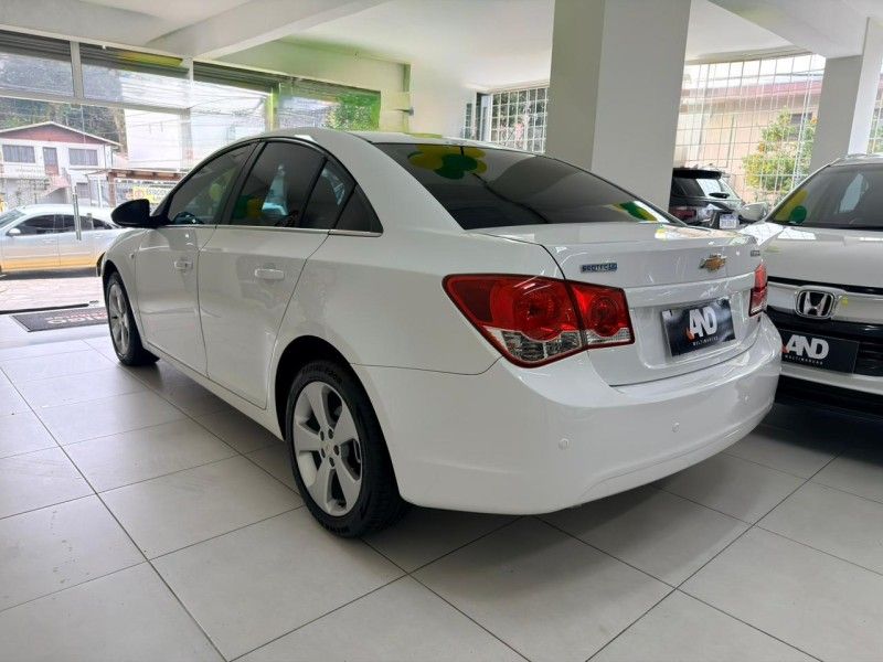 CHEVROLET CRUZE 1.8 LT 16V 2011/2012 ANDRIGO VEÍCULOS CAXIAS DO SUL / Carros no Vale CHEVROLET CRUZE 1.8 LT 16V 2011/2012 ANDRIGO VEÍCULOS CAXIAS DO SUL / Carros no Vale