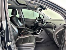 CHEVROLET TRACKER 1.4 16V PREMIER TURBO 2018/2018 ANDRIGO VEÍCULOS CAXIAS DO SUL / Carros no Vale