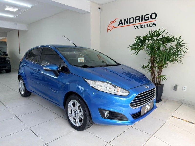 FORD FIESTA 1.6 SE HATCH 16V 2014/2015 ANDRIGO VEÍCULOS CAXIAS DO SUL / Carros no Vale FORD FIESTA 1.6 SE HATCH 16V 2014/2015 ANDRIGO VEÍCULOS CAXIAS DO SUL / Carros no Vale