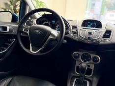 FORD FIESTA 1.6 SE HATCH 16V 2014/2015 ANDRIGO VEÍCULOS CAXIAS DO SUL / Carros no Vale