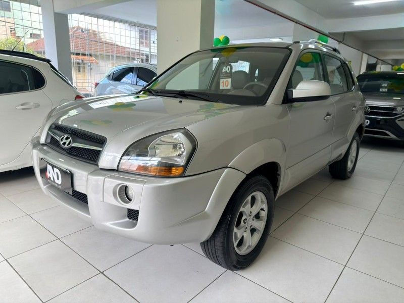 HYUNDAI TUCSON 2.0 MPFI GL 16V 142CV 2WD 2009/2010 ANDRIGO VEÍCULOS CAXIAS DO SUL / Carros no Vale