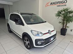 VOLKSWAGEN UP 1.0TSI CROSS 12V 2018/2019 ANDRIGO VEÍCULOS CAXIAS DO SUL / Carros no Vale
