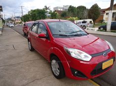 FORD FIESTA 1.0 MPI HATCH 8V 2014/2014 BOURSCHEID CARROS E MOTOS SANTA CLARA DO SUL / Carros no Vale