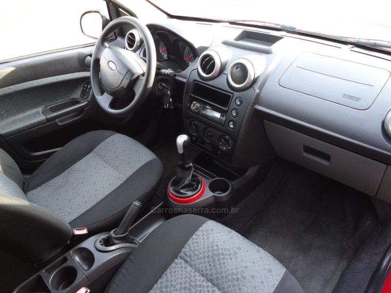 FORD FIESTA 1.0 MPI HATCH 8V 2014/2014 BOURSCHEID CARROS E MOTOS SANTA CLARA DO SUL / Carros no Vale FORD FIESTA 1.0 MPI HATCH 8V 2014/2014 BOURSCHEID CARROS E MOTOS SANTA CLARA DO SUL / Carros no Vale