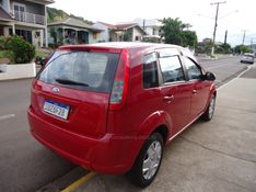 FORD FIESTA 1.0 MPI HATCH 8V 2014/2014 BOURSCHEID CARROS E MOTOS SANTA CLARA DO SUL / Carros no Vale