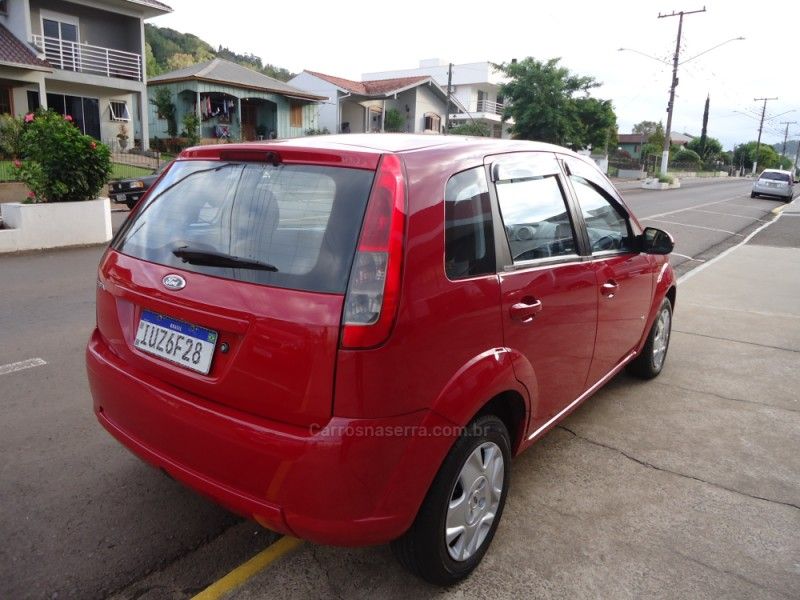FORD FIESTA 1.0 MPI HATCH 8V 2014/2014 BOURSCHEID CARROS E MOTOS SANTA CLARA DO SUL / Carros no Vale FORD FIESTA 1.0 MPI HATCH 8V 2014/2014 BOURSCHEID CARROS E MOTOS SANTA CLARA DO SUL / Carros no Vale