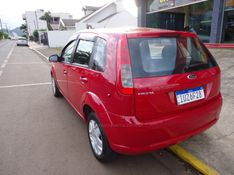 FORD FIESTA 1.0 MPI HATCH 8V 2014/2014 BOURSCHEID CARROS E MOTOS SANTA CLARA DO SUL / Carros no Vale