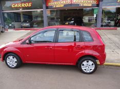 FORD FIESTA 1.0 MPI HATCH 8V 2014/2014 BOURSCHEID CARROS E MOTOS SANTA CLARA DO SUL / Carros no Vale