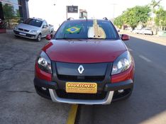 RENAULT SANDERO 1.6 STEPWAY 16V DYNAMIQUE 2014/2014 BOURSCHEID CARROS E MOTOS SANTA CLARA DO SUL / Carros no Vale