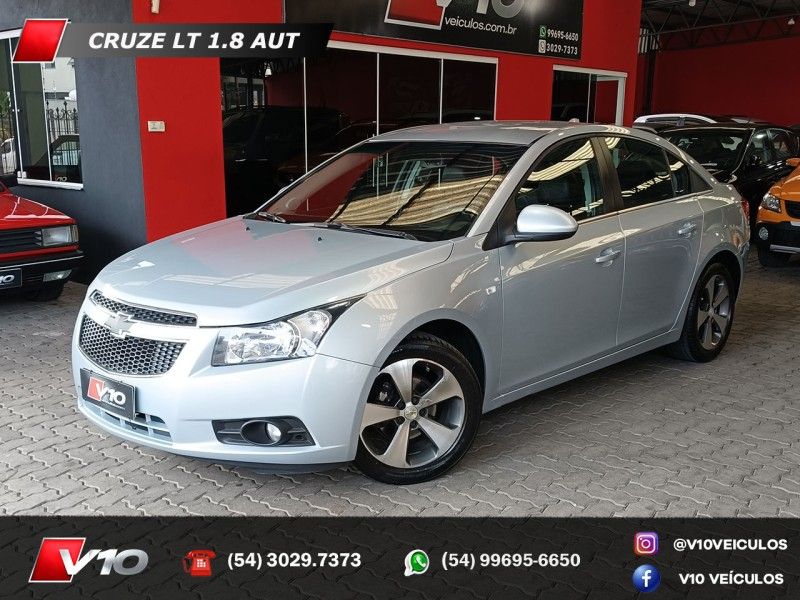 CHEVROLET CRUZE 1.8 LT 16V 2011/2012 V10 VEÍCULOS CAXIAS DO SUL / Carros no Vale