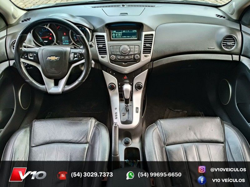 CHEVROLET CRUZE 1.8 LT 16V 2011/2012 V10 VEÍCULOS CAXIAS DO SUL / Carros no Vale