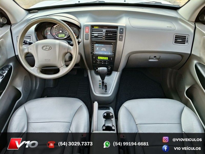 HYUNDAI TUCSON 2.0 MPFI GLS 16V 143CV 2WD 2014/2015 V10 VEÍCULOS CAXIAS DO SUL / Carros no Vale HYUNDAI TUCSON 2.0 MPFI GLS 16V 143CV 2WD 2014/2015 V10 VEÍCULOS CAXIAS DO SUL / Carros no Vale