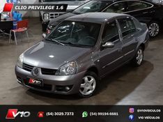RENAULT CLIO 1.6 PRIVILÉGE SEDAN 16V 2006/2007 V10 VEÍCULOS CAXIAS DO SUL / Carros no Vale