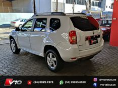 RENAULT DUSTER 1.6 DYNAMIQUE 4X2 16V 2014/2015 V10 VEÍCULOS CAXIAS DO SUL / Carros no Vale
