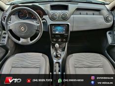 RENAULT DUSTER 1.6 DYNAMIQUE 4X2 16V 2014/2015 V10 VEÍCULOS CAXIAS DO SUL / Carros no Vale
