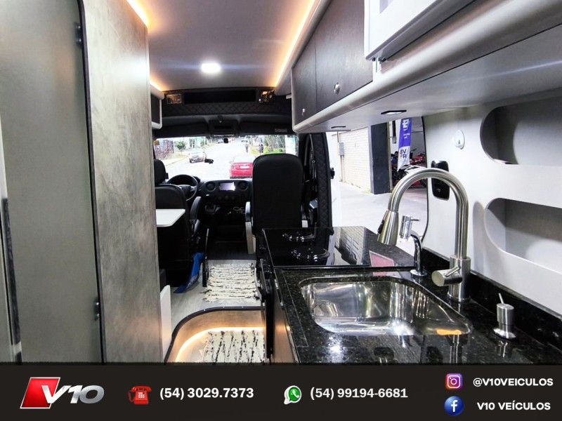 RENAULT MASTER 2.3 EXTRA FURGÃO L3H2 16V TURBO INTERCOOLER 2022/2023 V10 VEÍCULOS CAXIAS DO SUL / Carros no Vale