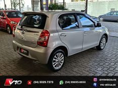TOYOTA ETIOS 1.5 XLS 16V 2012/2013 V10 VEÍCULOS CAXIAS DO SUL / Carros no Vale