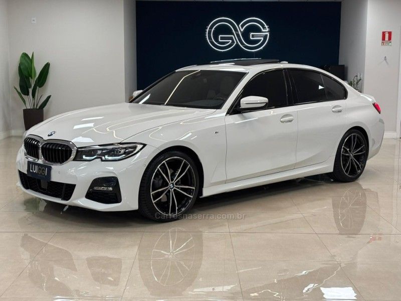 BMW 320I 2.0 M SPORT 16V TURBO ACTIVEFLEX 2022/2022 LUIGGI AUTOMÓVEIS CARLOS BARBOSA / Carros no Vale