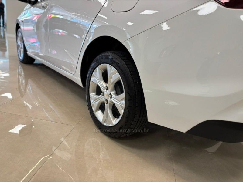 CHEVROLET ONIX 1.0 LTZ 8V TURBO 2022/2023 LUIGGI AUTOMÓVEIS CARLOS BARBOSA / Carros no Vale