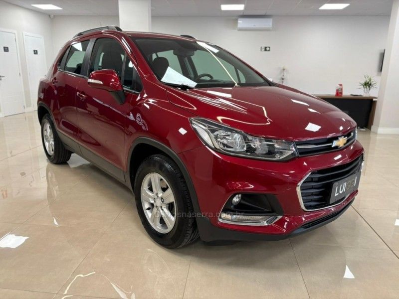 CHEVROLET TRACKER 1.4 16V TURBO LT 2018/2018 LUIGGI AUTOMÓVEIS CARLOS BARBOSA / Carros no Vale