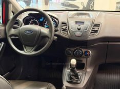 FORD FIESTA 1.5 S HATCH 16V 2015/2016 LUIGGI AUTOMÓVEIS CARLOS BARBOSA / Carros no Vale