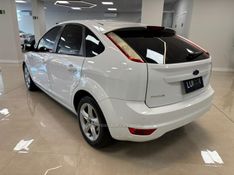 FORD FOCUS 1.6 GLX 16V 2012/2013 LUIGGI AUTOMÓVEIS CARLOS BARBOSA / Carros no Vale