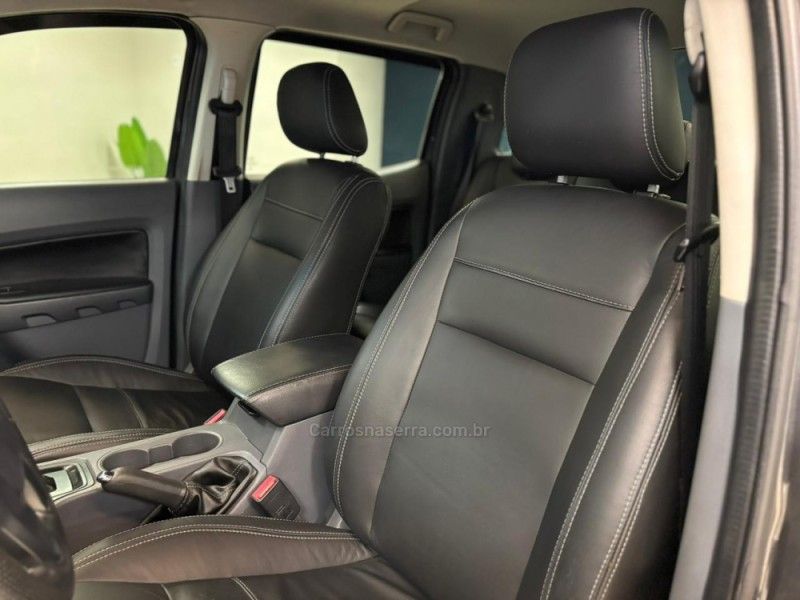 FORD RANGER 2.2 XLS 4X4 CD 16V 2017/2018 LUIGGI AUTOMÓVEIS CARLOS BARBOSA / Carros no Vale FORD RANGER 2.2 XLS 4X4 CD 16V 2017/2018 LUIGGI AUTOMÓVEIS CARLOS BARBOSA / Carros no Vale
