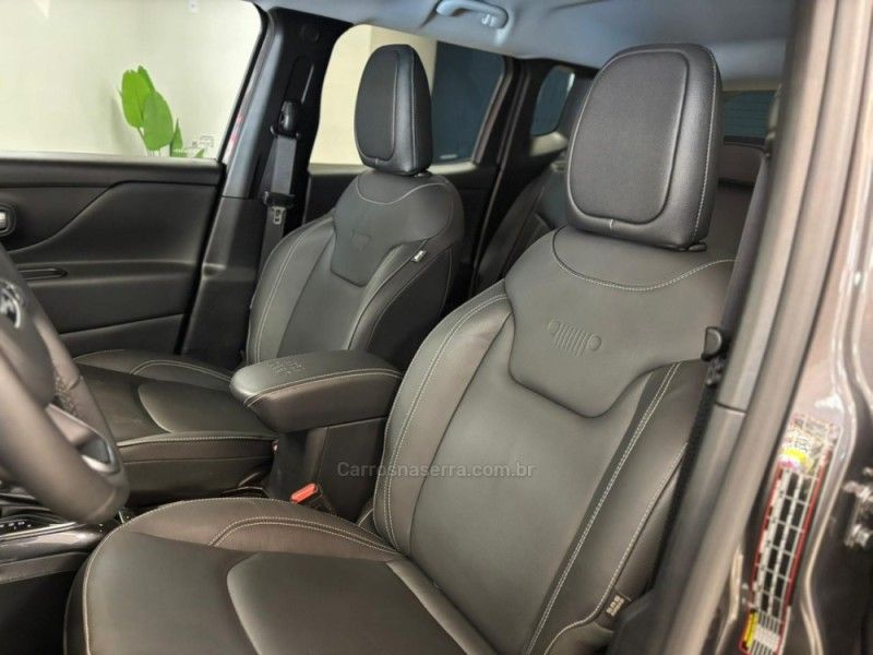 JEEP RENEGADE 1.3 LONGITUDE T270 16V TURBO 2024/2025 LUIGGI AUTOMÓVEIS CARLOS BARBOSA / Carros no Vale JEEP RENEGADE 1.3 LONGITUDE T270 16V TURBO 2024/2025 LUIGGI AUTOMÓVEIS CARLOS BARBOSA / Carros no Vale