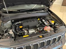 JEEP RENEGADE 1.3 LONGITUDE T270 16V TURBO 2024/2025 LUIGGI AUTOMÓVEIS CARLOS BARBOSA / Carros no Vale