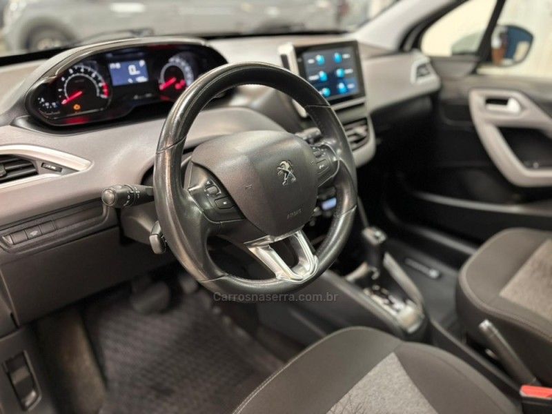PEUGEOT 208 1.6 ALLURE 16V 2017/2018 LUIGGI AUTOMÓVEIS CARLOS BARBOSA / Carros no Vale PEUGEOT 208 1.6 ALLURE 16V 2017/2018 LUIGGI AUTOMÓVEIS CARLOS BARBOSA / Carros no Vale