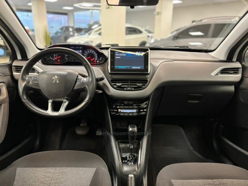 PEUGEOT 208 1.6 ALLURE 16V 2017/2018 LUIGGI AUTOMÓVEIS CARLOS BARBOSA / Carros no Vale PEUGEOT 208 1.6 ALLURE 16V 2017/2018 LUIGGI AUTOMÓVEIS CARLOS BARBOSA / Carros no Vale