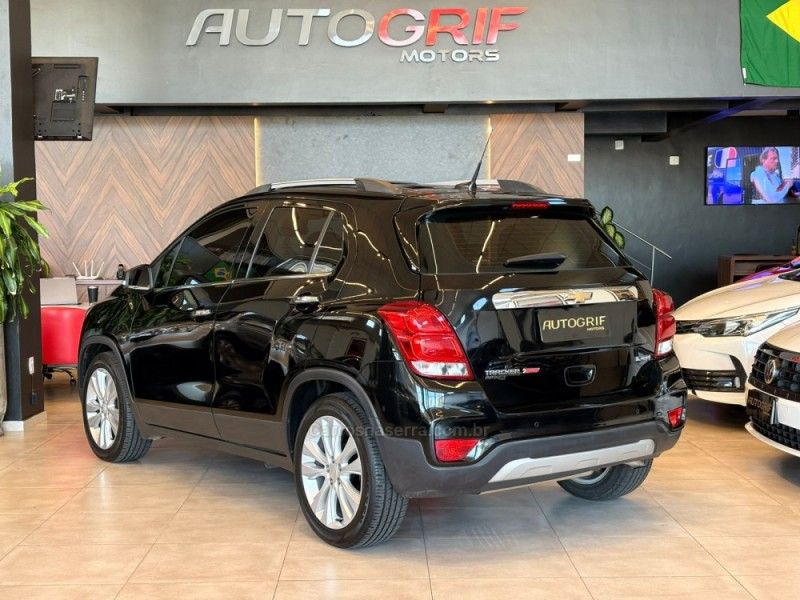 CHEVROLET TRACKER 1.4 16V PREMIER TURBO 2018/2018 AUTOGRIF MOTORS CAMPO BOM / Carros no Vale