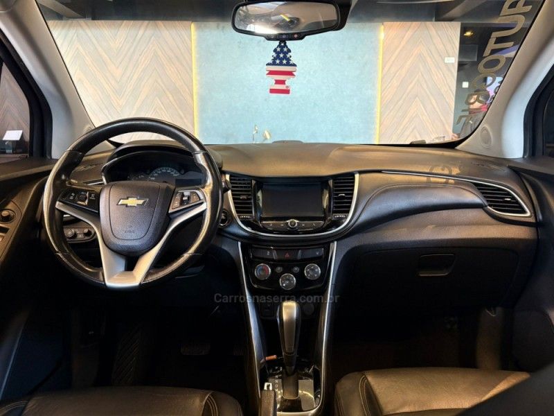 CHEVROLET TRACKER 1.4 16V PREMIER TURBO 2018/2018 AUTOGRIF MOTORS CAMPO BOM / Carros no Vale